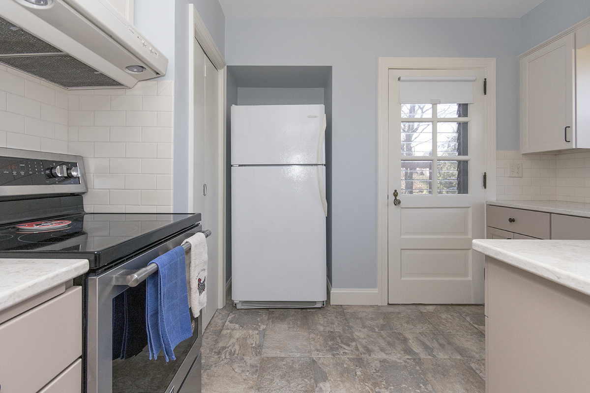 Kitchen remodel comparison image.