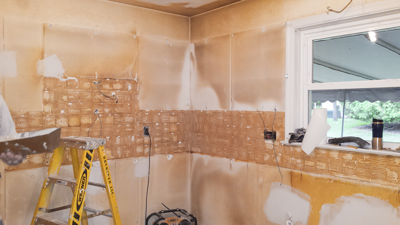 A kitchen in the midst of a remodeling project.